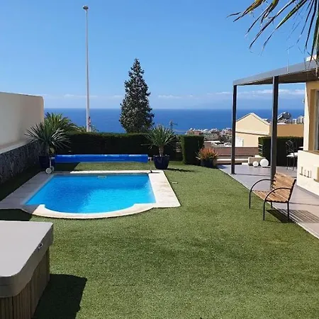 Villa Mandaya By Paramount Holidays